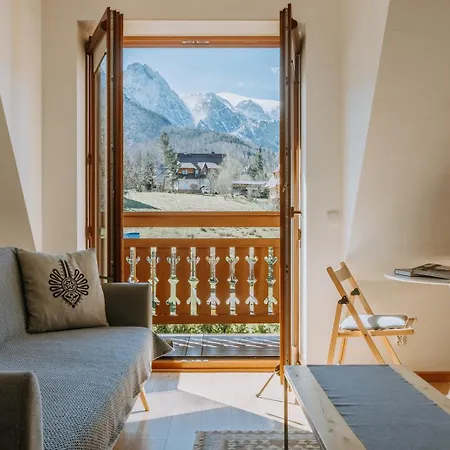 Lipki Park Apartment *